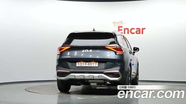 Kia Sportage 2023 — photo 4