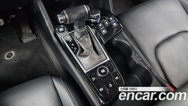 Kia Sportage 2023 — photo 9