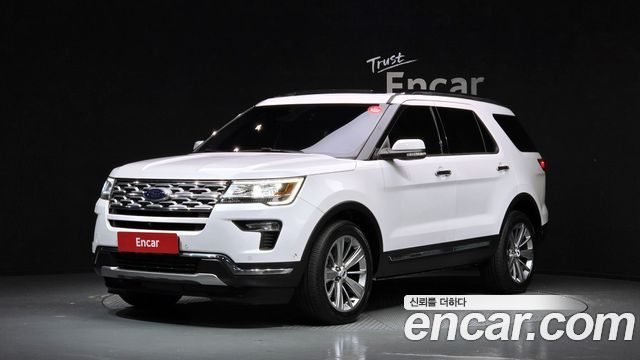 Ford Explorer 2018 — photo 1