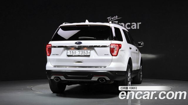 Ford Explorer 2018 — photo 4