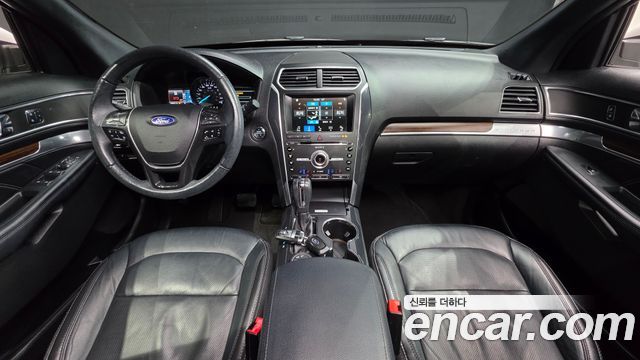 Ford Explorer 2018 — photo 7