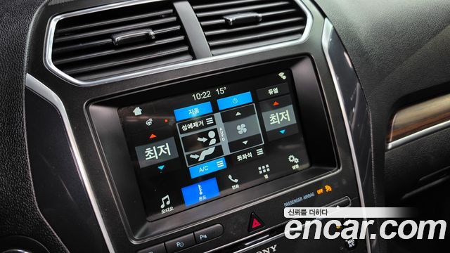Ford Explorer 2018 — photo 18