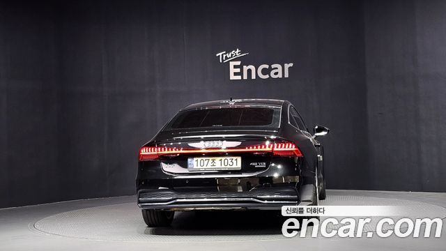 Audi A7 2021 — photo 4