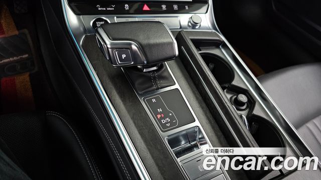 Audi A7 2021 — photo 12
