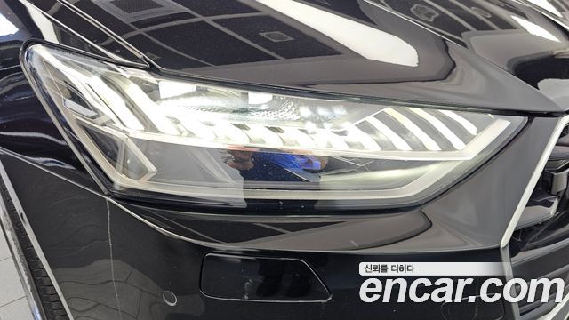 Audi A7 2021 — photo 8