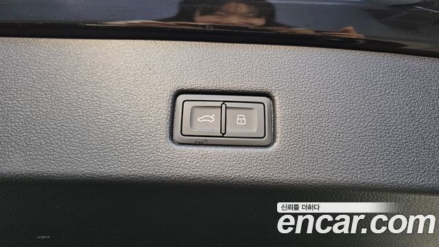 Audi A7 2021 — photo 30