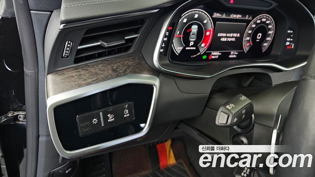 Audi A7 2021 — photo 33