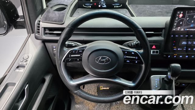 Hyundai Staria 2022 — photo 13