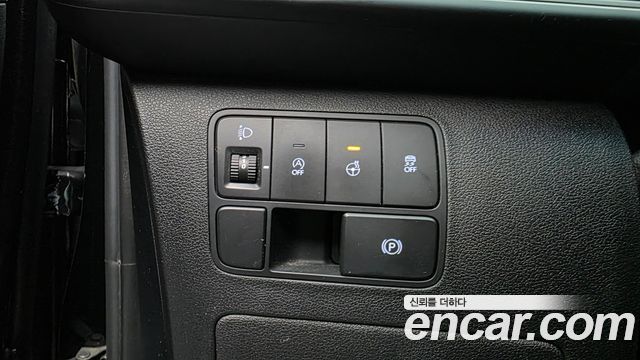 Hyundai Staria 2022 — photo 16