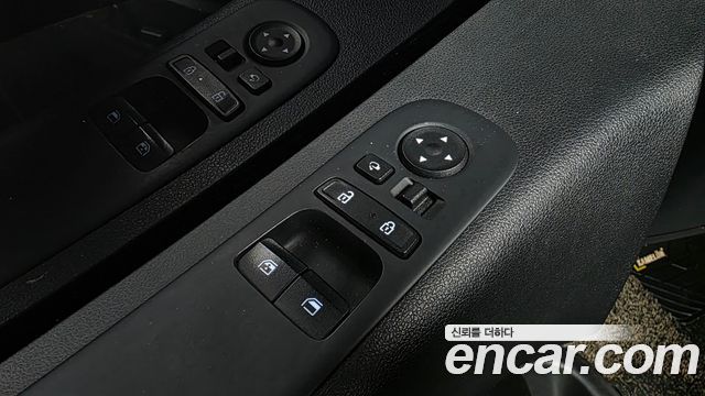 Hyundai Staria 2022 — photo 18