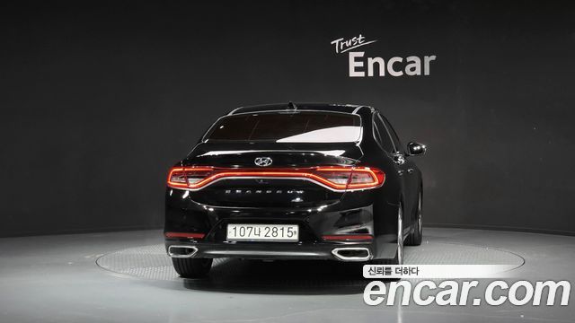 Hyundai Grandeur 2017 — photo 4