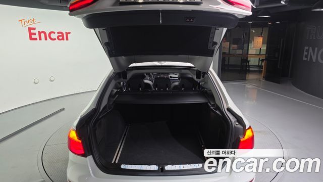BMW Gran Turismo 2020 — photo 26