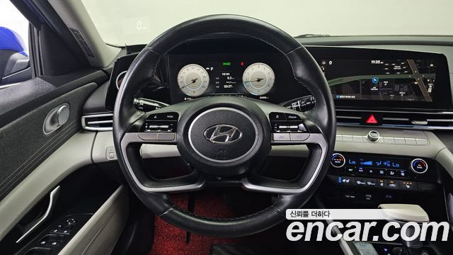 Hyundai AVANTE 2021 — photo 19