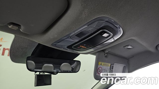 Hyundai AVANTE 2021 — photo 25