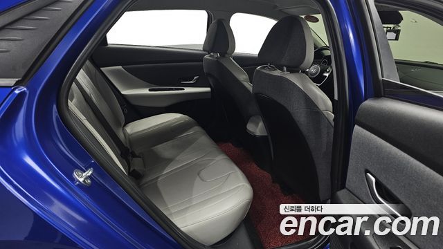 Hyundai AVANTE 2021 — photo 16