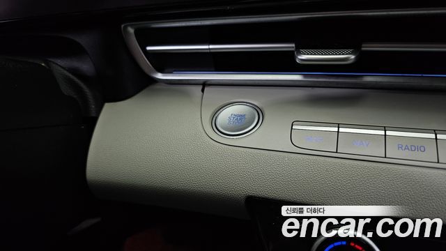 Hyundai AVANTE 2021 — photo 28