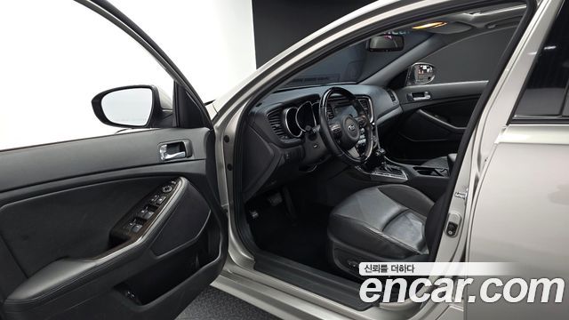 Kia K5 2014 — photo 10