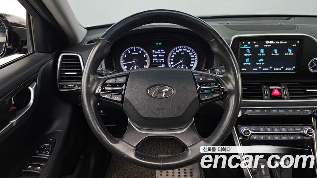 Hyundai Grandeur 2017 — photo 19