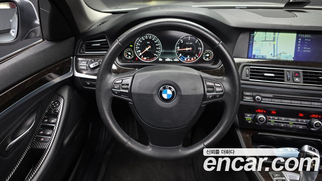 BMW 5-Series 2013 — photo 13