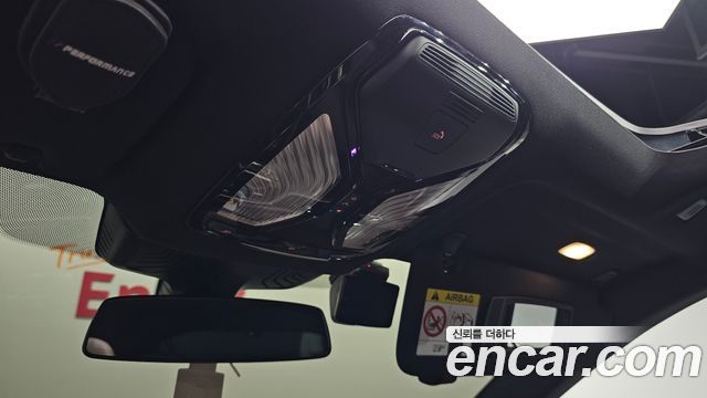BMW Gran Turismo 2023 — photo 16