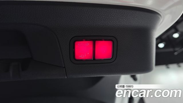 Mercedes-Benz GLC-Class 2021 — photo 25