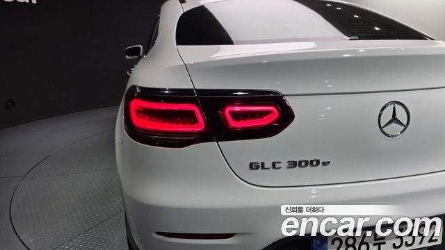 Mercedes-Benz GLC-Class 2021 — photo 9