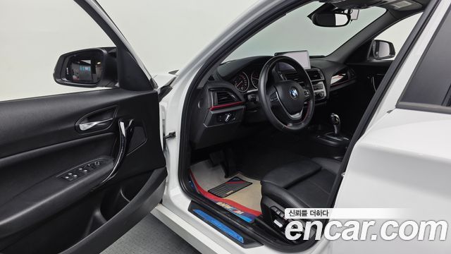 BMW 1-Series 2016 — photo 10