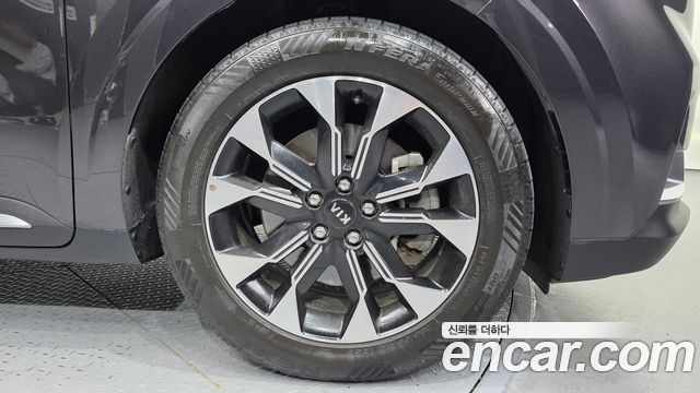 Kia Canival 2021 — photo 7