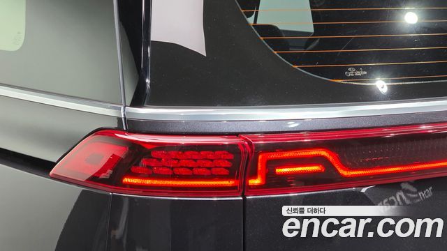Kia Canival 2021 — photo 9