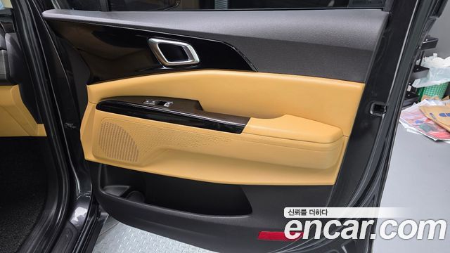 Kia Canival 2021 — photo 14