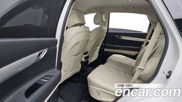 Genesis GV80 2022 — photo 18