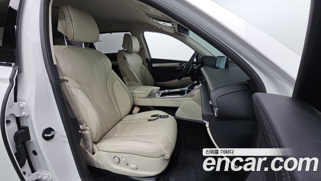 Genesis GV80 2022 — photo 16