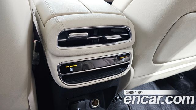 Genesis GV80 2022 — photo 29