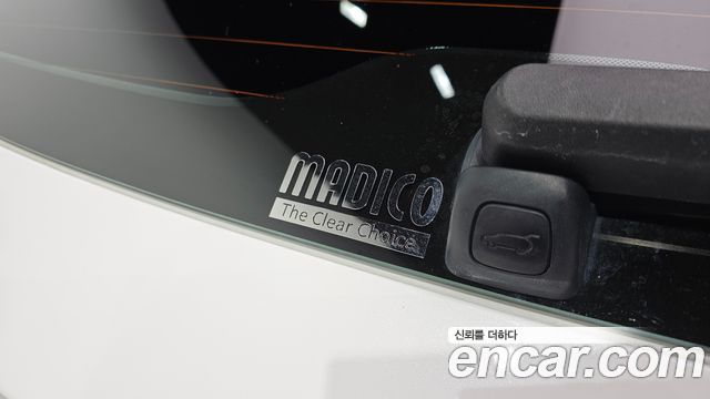 Genesis GV80 2022 — photo 32