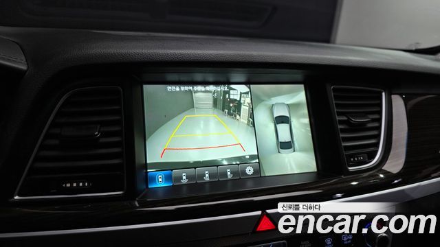 Genesis G80 2017 — photo 21