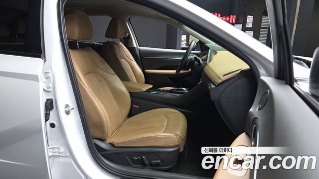 Hyundai Sonata 2020 — photo 17