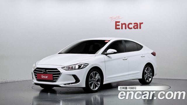 Hyundai AVANTE 2018 — photo 1