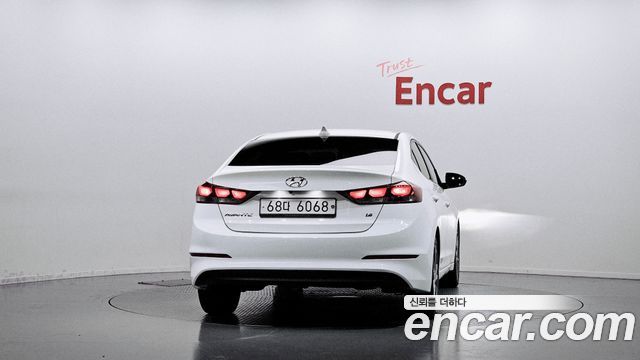 Hyundai AVANTE 2018 — photo 4