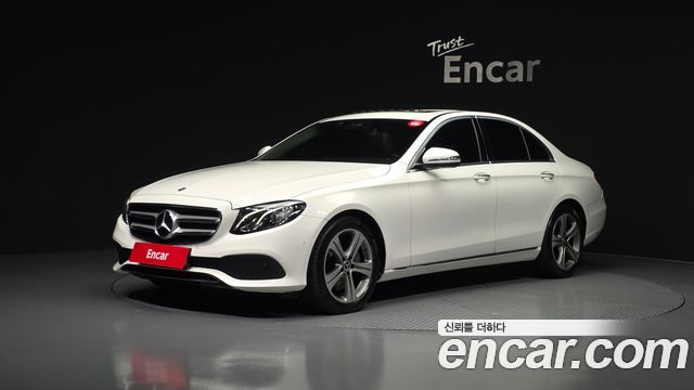 Mercedes-Benz E-Class 2019 — photo 1