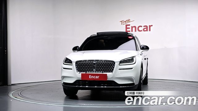 Lincoln Corsair 2022 — photo 3