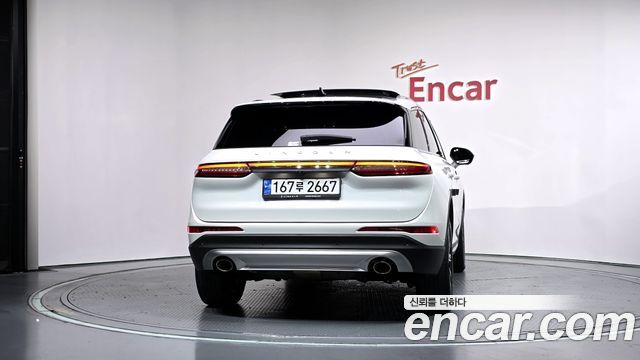 Lincoln Corsair 2022 — photo 4