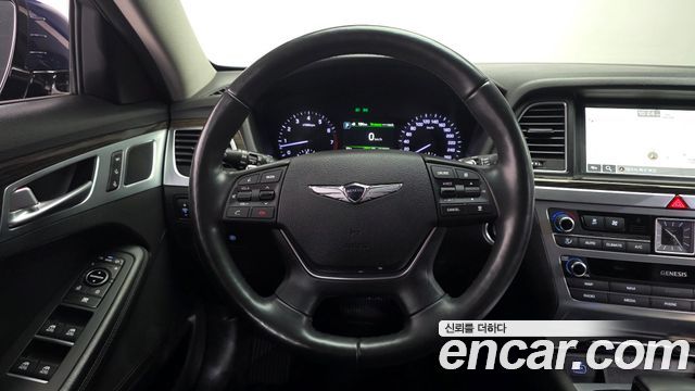 Genesis G80 2020 — photo 13