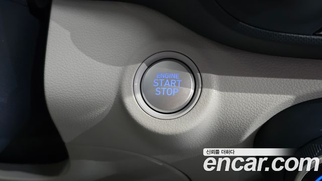 Hyundai Venue 2021 — photo 14