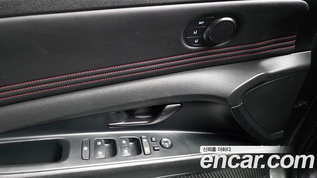 Hyundai AVANTE 2022 — photo 29