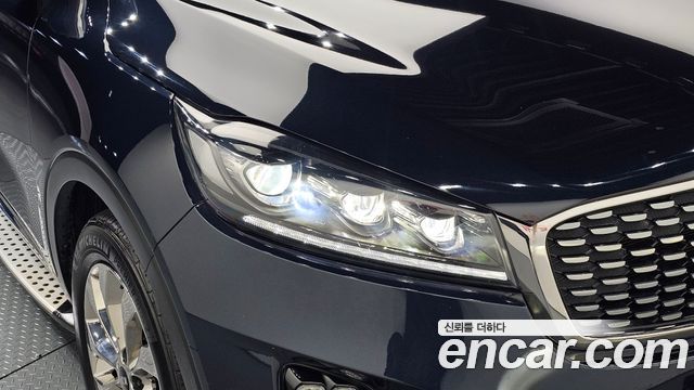 Kia Sorento 2019 — photo 8