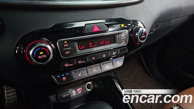 Kia Sorento 2019 — photo 31