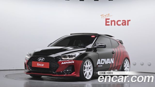 Hyundai Veloster 2018 — photo 1
