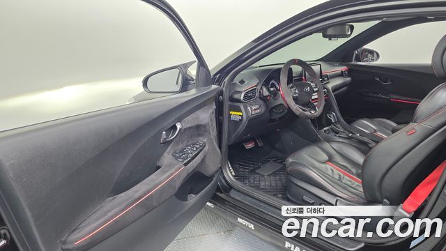 Hyundai Veloster 2018 — photo 10
