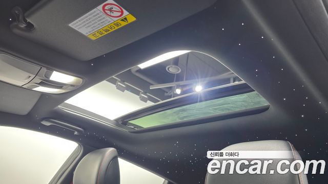 Hyundai Veloster 2018 — photo 16