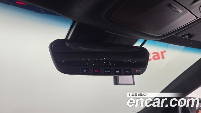 Hyundai Veloster 2018 — photo 19